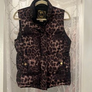 Michael Kors puffy vest - leopard print
